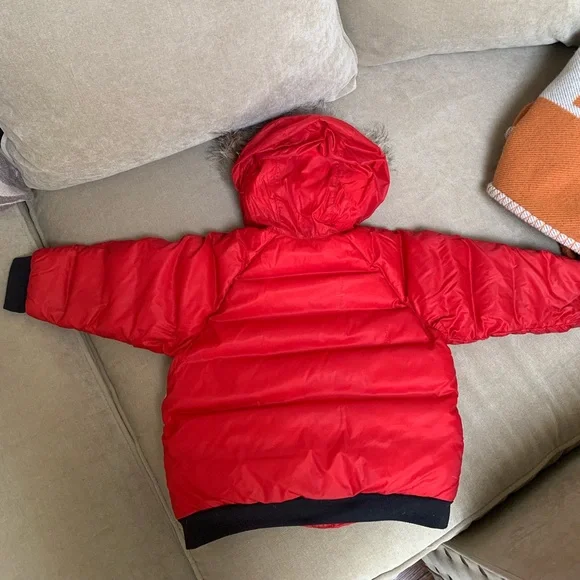 Canada Goose Baby down with fur - Picture 7 of 8